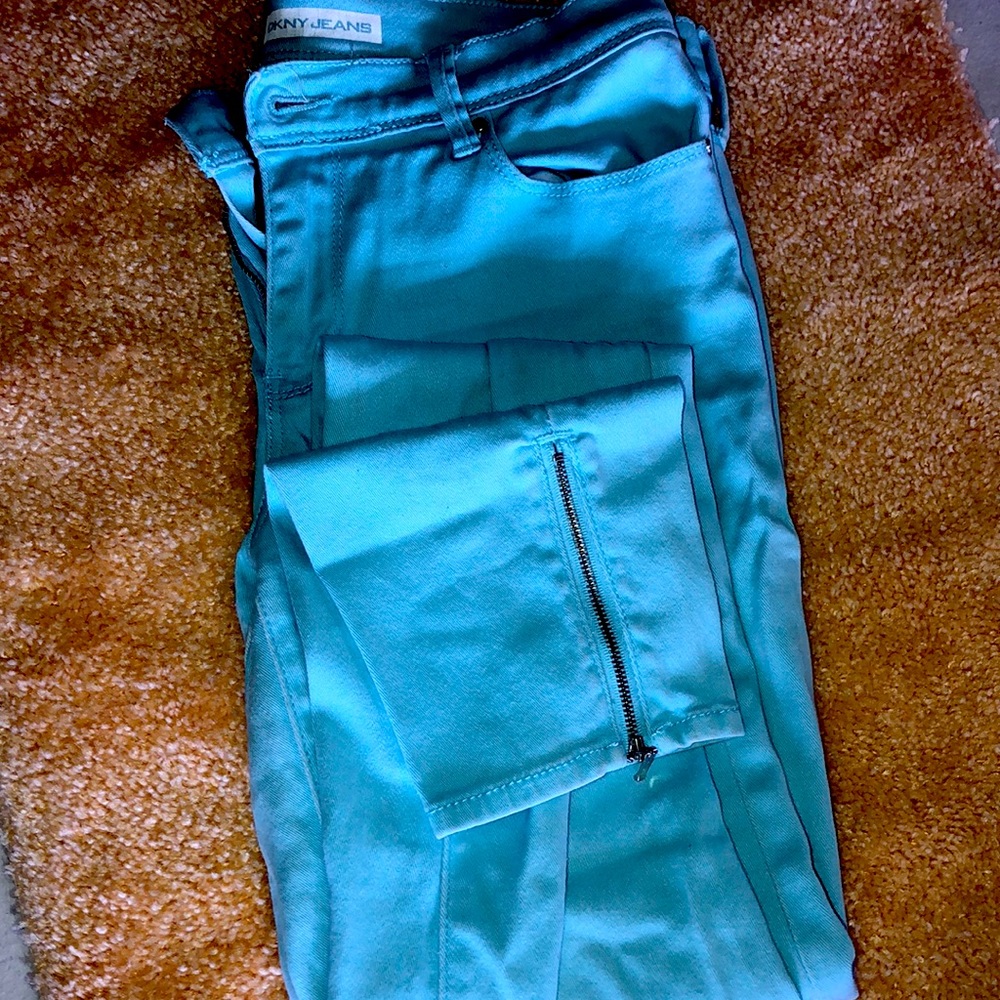 DKNY powder blue skinny jeans size 8